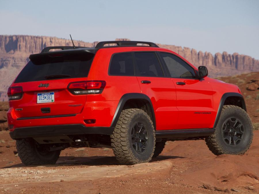  Jeep Grand Cherokee Trailhawk II Concept 2013 года  (фото 5 из 17)